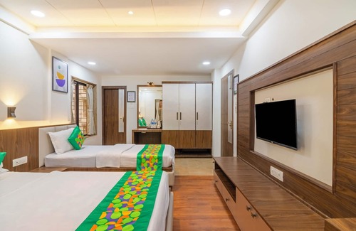 New Town Hotel | Treebo Petals Banquet & Suites - Kolkata