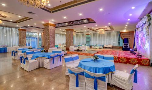 Dehradun Hotel | Treebo Premium Pearl Avenue Banquets And Lawn