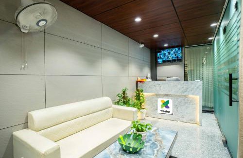 Noida Hotel | Treebo Royal Grand, Sector 71