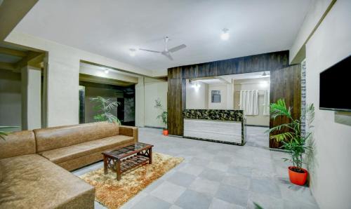 Kharadi Hotel | Treebo Sayaji Residency