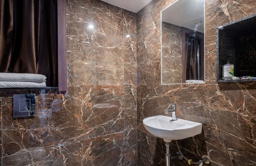 Nagpur Hotel | Treebo Silver Apartment