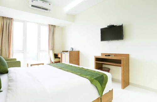 Bommasandra Hotel | Treebo The Galaxy Chandapura