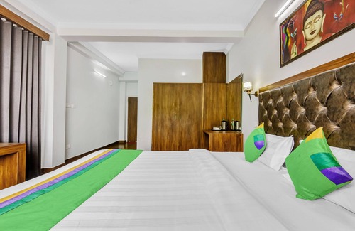 Shoghi Hotel | Treebo Trend Shubham Nature Villa With Mountain View