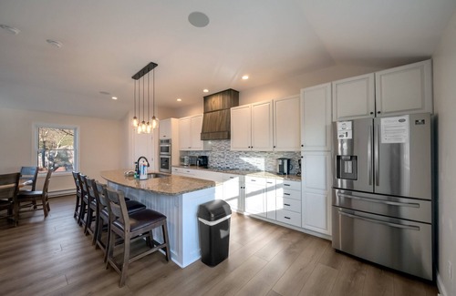 Lake Harmony Estates Casa | "Treehouse"Amazing Lake View,9 Bed5.5 Bath,Hot Tub,Sauna,Poker & Pool Table,Fire Pit,Ping Pong