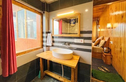 Banjar Apartamento | Treehouse Casa De Nature Jibhi