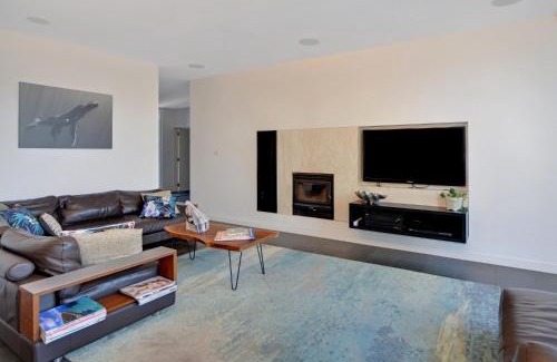 Vincentia Casa | Treehouse Jervis Bay