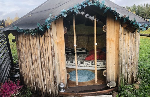 Avesta Casa | Treehouse Magpies Nest With Bubble Pool