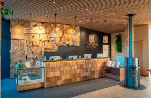 Maubray Casa | Treehouse near Tournai with Sauna Retreat