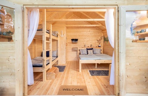 Osecna Otro | Treehouse U lesa