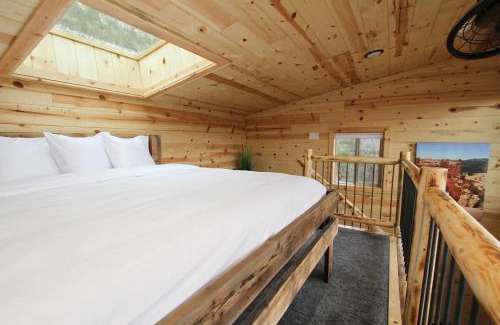 Orderville Casa | Treetop #8 at East Zion Resort