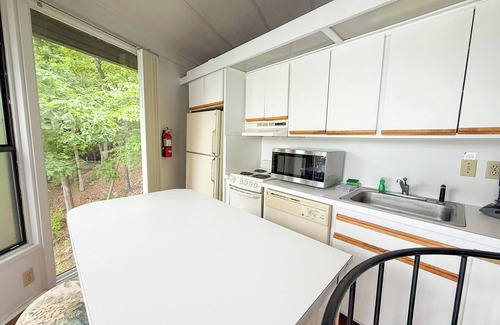 Village of Four Seasons Casa | Treetop Village18-2Bed/2Bath/Pools/Dock/Pickleball/Fitness Center-6-8PP-Four Seasons Area