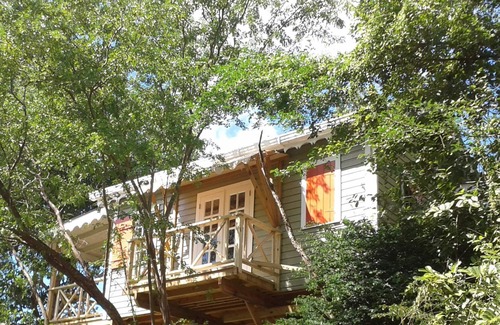 Toucari Cabaña | Hermosa cabaña de madera nueva, vista al mar, privada y cerca de la playa.