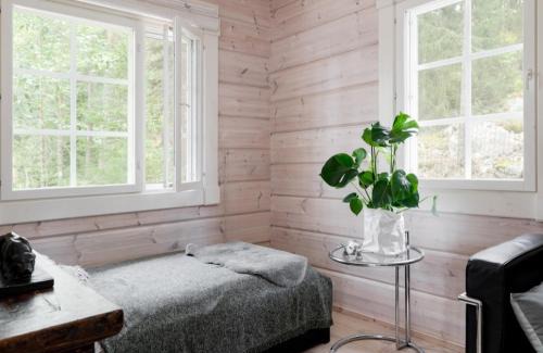Espoo Casa | Trekker's Haven: Noux National Park Retreat