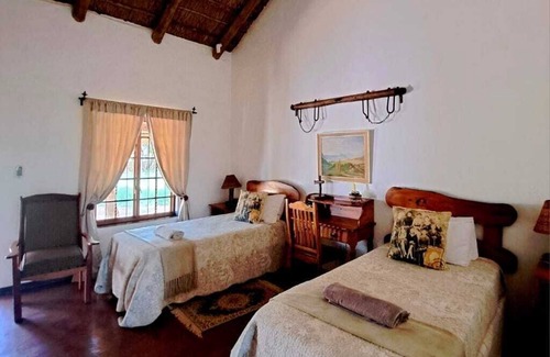 Leeupoort Cabina | Trekpad Safaris