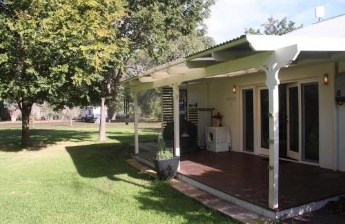Stirling Estate Apartamento | Treloar thirty-two