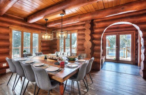 Lac Superieur Village Apartamento | TREMBLANT Accès LAC et rivière SPA BILLARD FOYER Jaccuzi fireplace pool table lake and river access