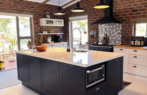 Still Bay Casa | Tremendous family-pet friendly, Stilbaai home