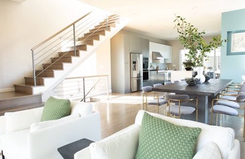 Tremont Casa | Tremont Eleven: Game Room, Fire Pit, and Prime Location!