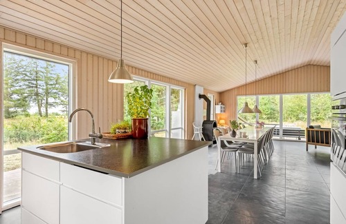 Mosevra Casa | "Trena" - 1.2km to the fjord by Interhome