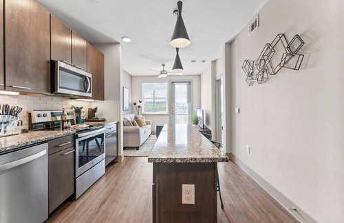 Montopolis Apartamento | Trendy 1BR king suite close to DT w/ fast WiFi