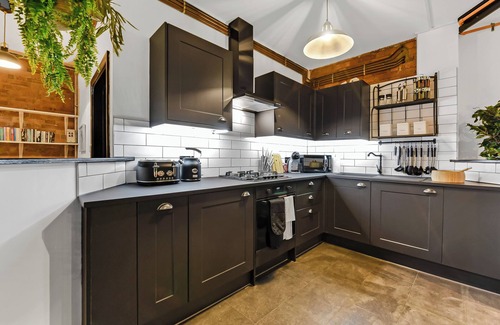 Victoria Apartamento | Trendy, Arty, 3BR in Heart of Hipster Hackney!