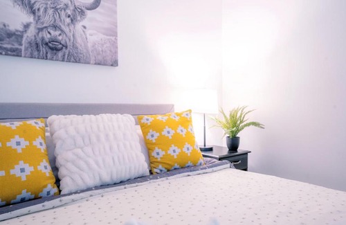 Craigleith Apartamento | Trendy Blue Mountain Studio - King Bed, Free Coffee