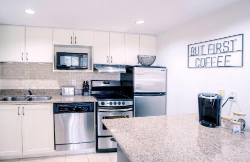 Craigleith Apartamento | Trendy Blue Mountain Studio - King Bed, Free Coffee