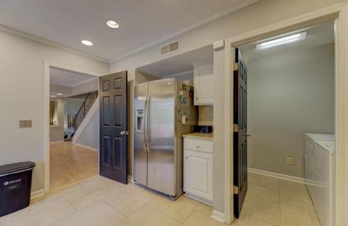 Columbia Casa | Trendy Columbia Townhome