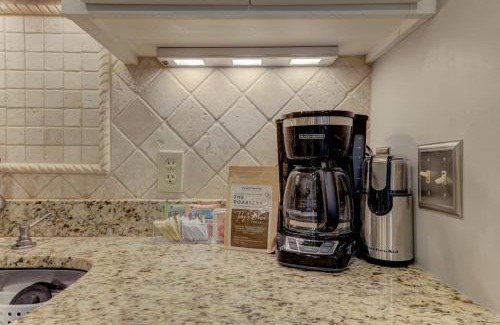 Columbia Casa | Trendy Columbia Townhome