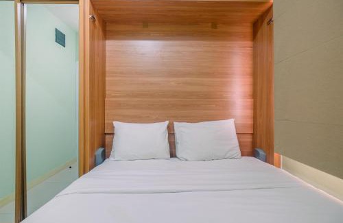 Rawasari Apartamento | Trendy Connecting Mall 2BR Green Pramuka Apartment By Travelio