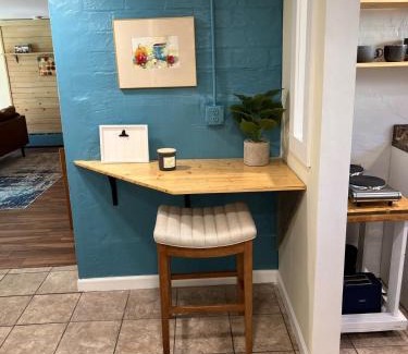 Willmar Apartamento | Trendy Craftsman Studio with Firepit and Laundry!