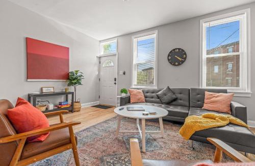 Northern Liberties Casa | Trendy Family Friendly Northern Liberties Retreat