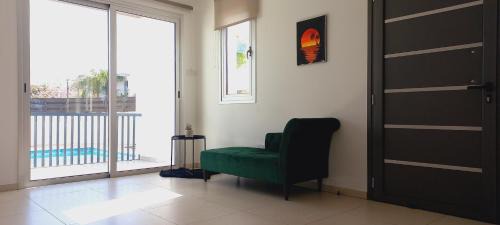 Aradippou Villa | Trendy Holiday Villa 38 Larnaca, Pyla