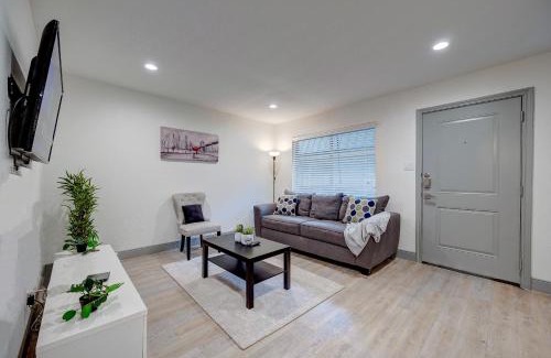 Montrose Apartamento | Trendy Midtown Apt, Walk to Shops & Sites, Pets Ok
