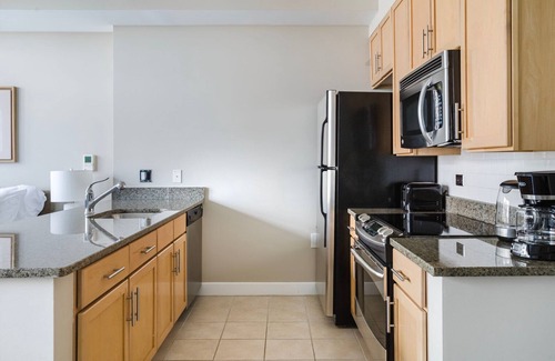 Mount Vernon Square Apartamento | Trendy Mount Vernon Studio w/ Yoga & Game Room, nr Arena, by Blueground