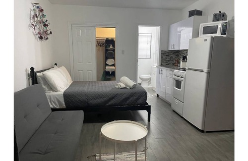 Parkside Apartamento | Trendy pads in the heart of Hollywood # F