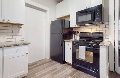 Pontiac Casa | Trendy Pontiac three Bedroom