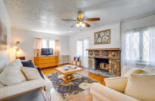 Cleveland Heights Apartamento | Trendy South Euclid Apt - 5 Mi to Cleveland Clinic