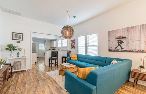Tobin Hill Casa | Trendy Stay in SA