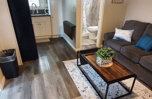 National City Casa | Trendy-unique 1 br guesthouse with a fantastic view. Detached and private.