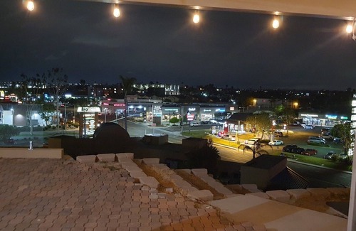 National City Casa | Trendy-unique 1 br guesthouse with a fantastic view. Detached and private.
