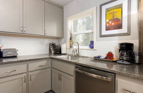 River West Cabaña | The Sunrise Cottage en el moderno West Side de Bend