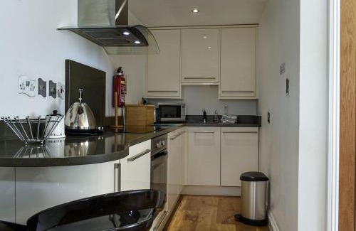 Porth Casa | Trenpeskador - Uk39442