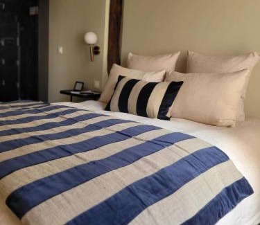 Sens Cama Y Desayuno | Tresors de Sens