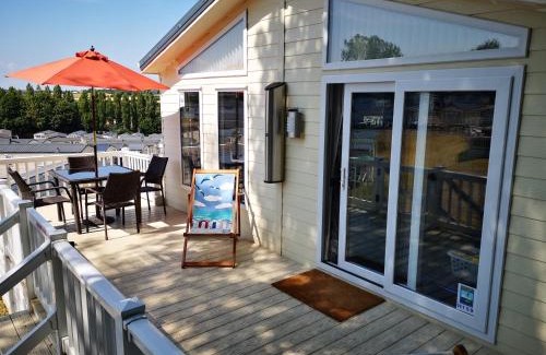 Dawlish Warren Casa | Trevellian - Spacious Scenic Lodge - Tranquil Retreat