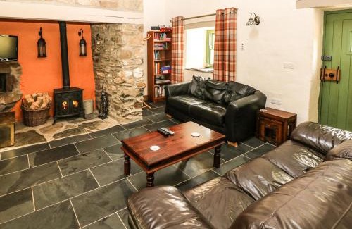 Dinas Cross Casa | Trewrach Cottage