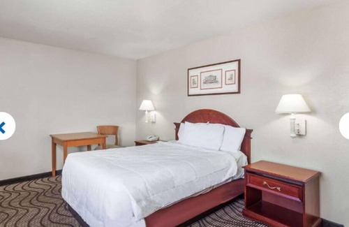 Victorville Hotel | Tri City Inn