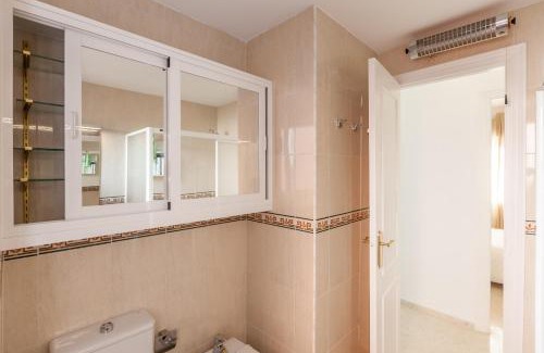 Triana Apartamento | TRIANA WITH FREE PARKING