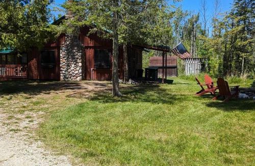 Kewadin Casa | Trick's Lodge
