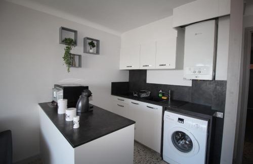 La Jetee Apartamento | TRIDENT - T2 avec vue sur la marina et à deux pas de la plage